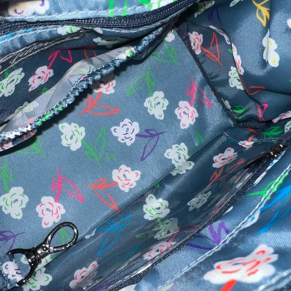 Lug jitterbug and wallet barely used - Picture 3 of 3